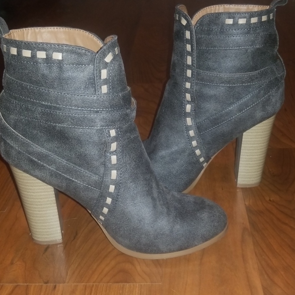 Gray booties